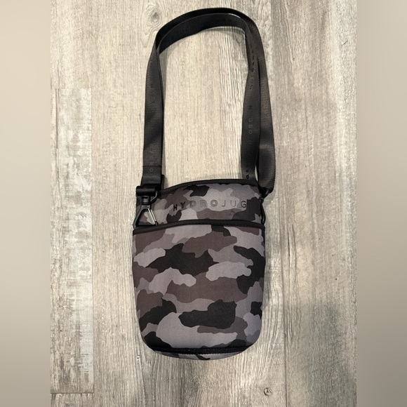 HydroJug 72 oz jug Water Bottles and Sleeves Set - Picture 4 of 7